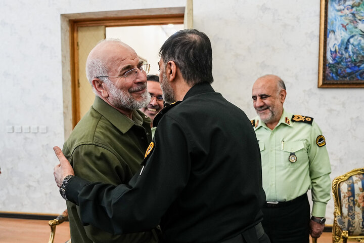 دیدار فرمانده و اعضای ستاد فرماندهی انتظامی کشور با دکتر قالیباف