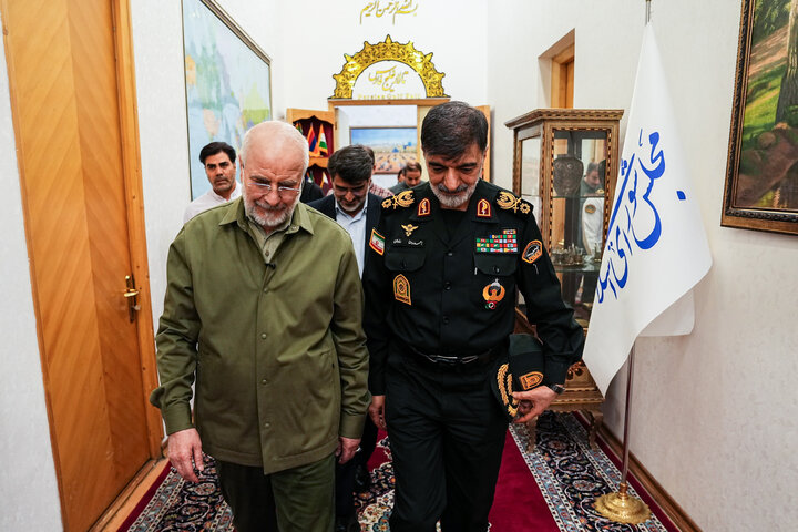 دیدار فرمانده و اعضای ستاد فرماندهی انتظامی کشور با دکتر قالیباف