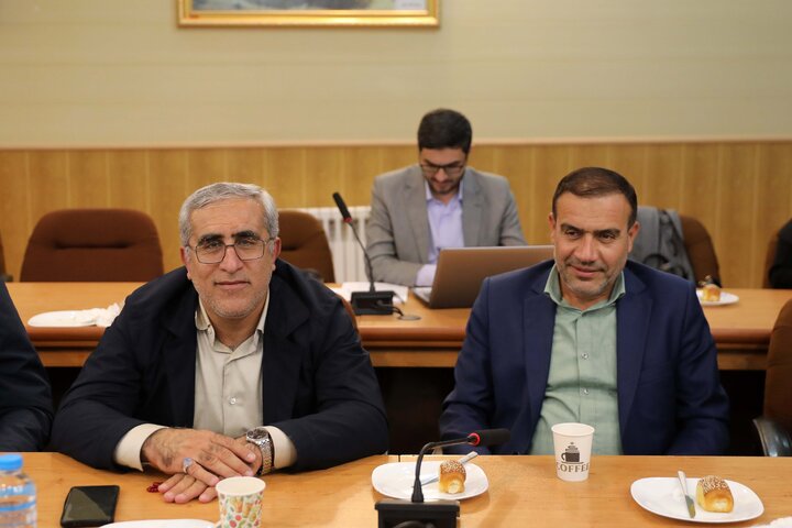 کمیسیون شوراها جلسه با اعضا شورای عای استانها