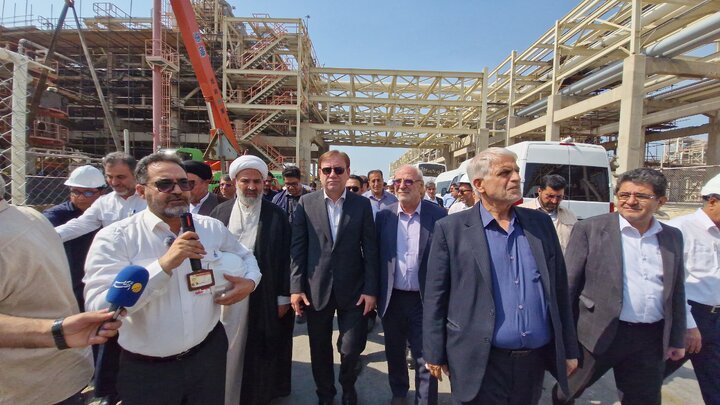 بازدید اعضای کمیسیون اصل نودم قانون اساسی از عسلویه
