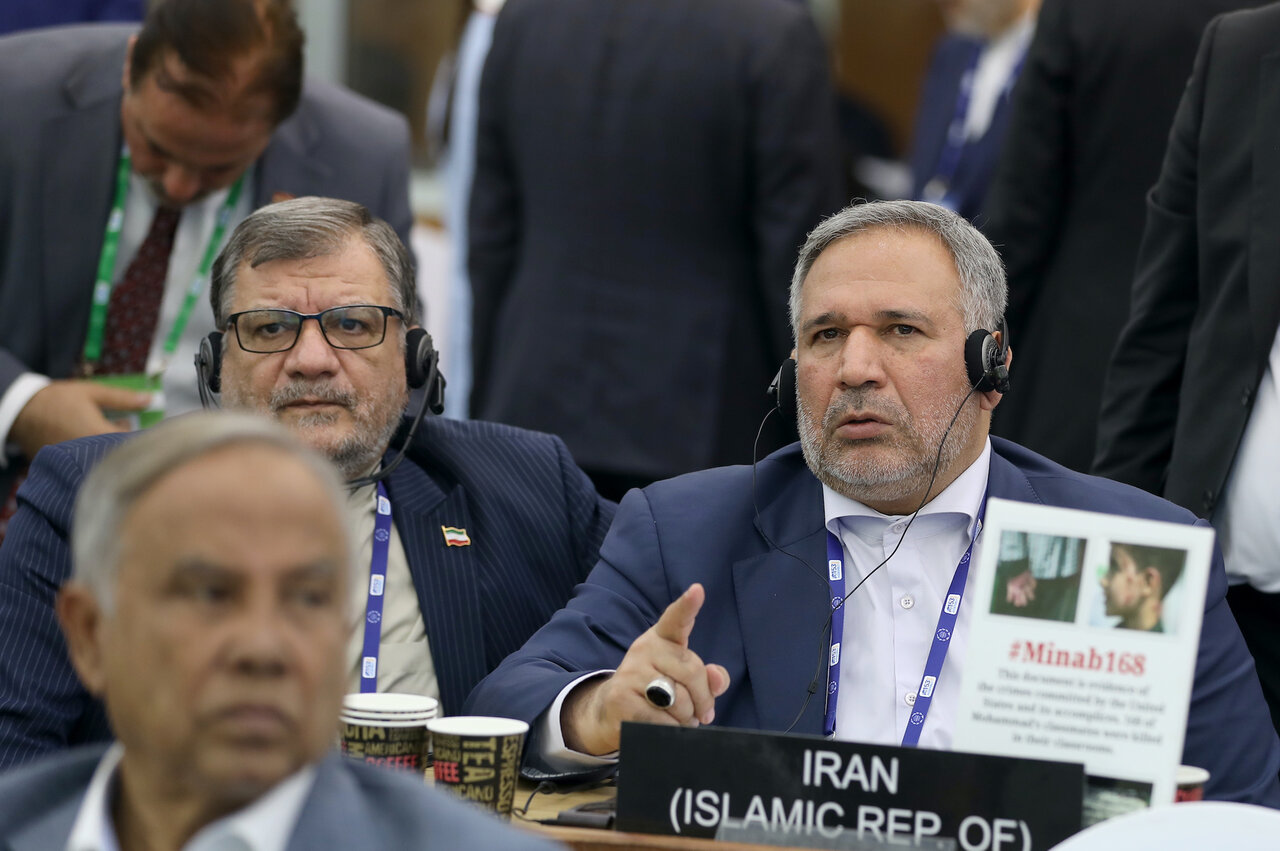 پی بیگانه مشو!