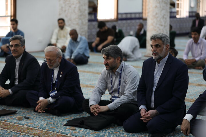 حضور هیئت پارلمانی ایران در مسجد شیعیان آروشا