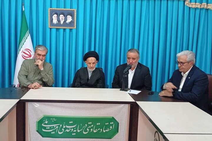 دیدار اعضای کمیسیون امنیت ملی با نماینده ولی فقیه در خراسان جنوبی