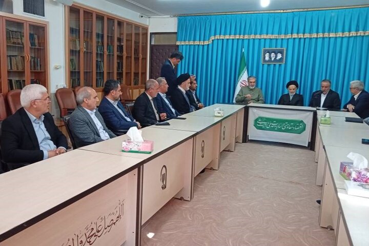 دیدار اعضای کمیسیون امنیت ملی با نماینده ولی فقیه در خراسان جنوبی