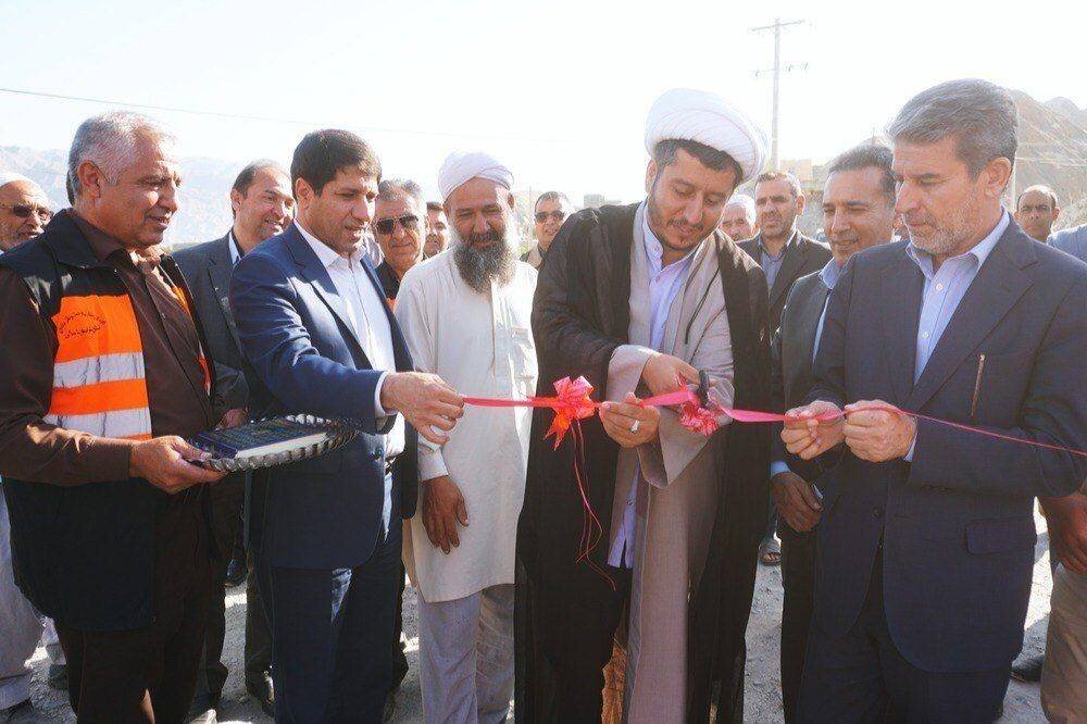 بهرهبرداری و آغاز عملیات اجرایی ۴ پروژه راه روستایی و راهداری در شهرستان سملقان