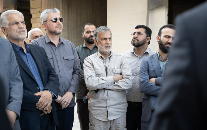 بازدید اعضای کمیسیون اصل نود مجلس شورای اسلامی از طرح‌های مسکن برازجان
