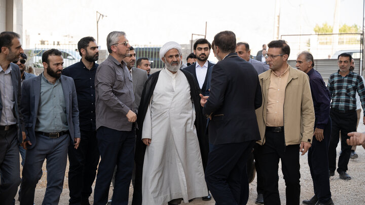 بازدید اعضای کمیسیون اصل نود مجلس شورای اسلامی از طرح‌های مسکن برازجان