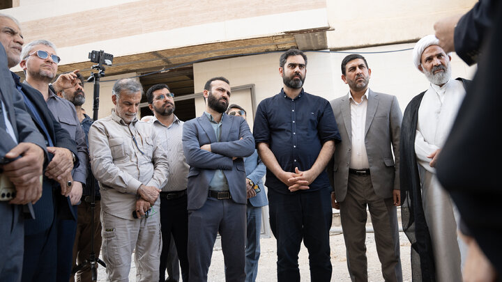 بازدید اعضای کمیسیون اصل نود مجلس شورای اسلامی از طرح‌های مسکن برازجان