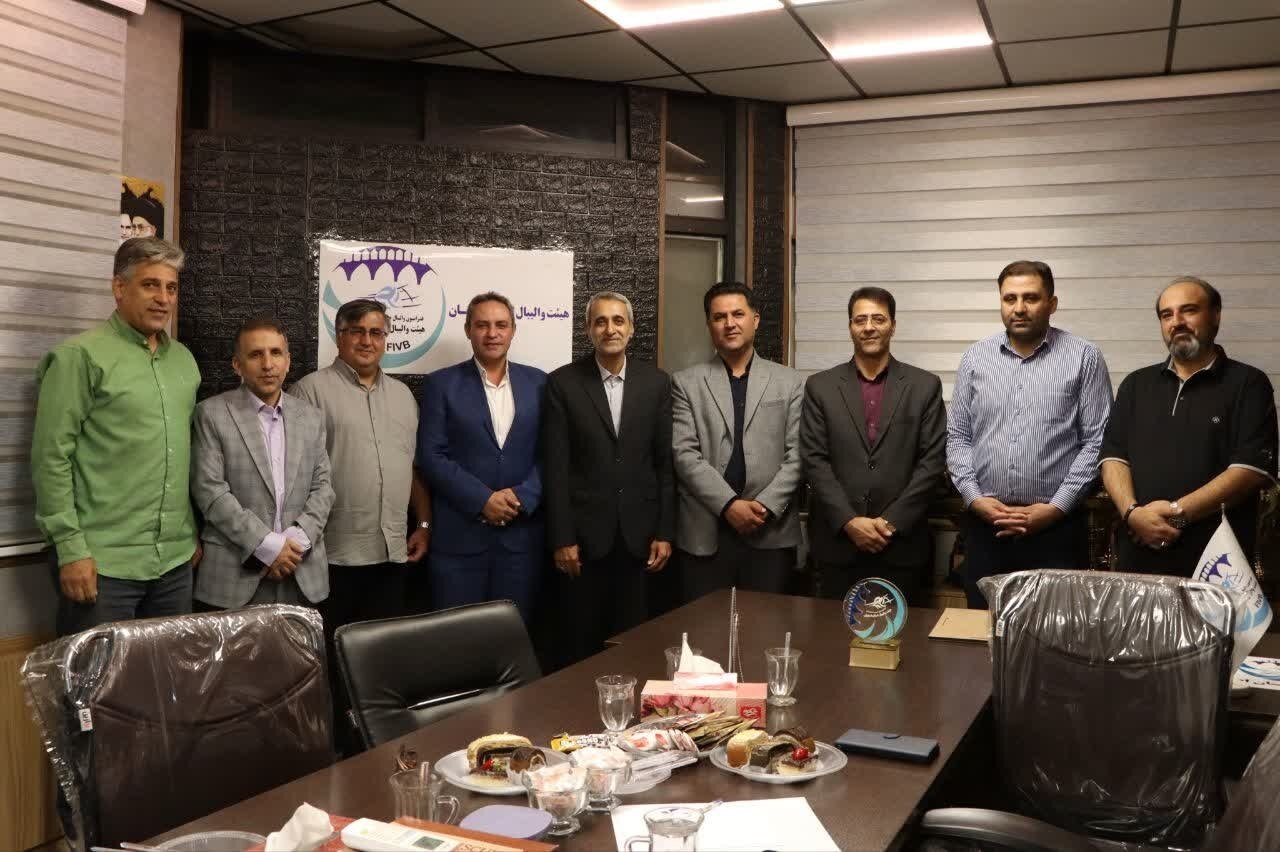 تجلیل از عوامل نخستین رویداد ملی «شهدا در نگاه نسل نو» در اصفهان با حضور مقتدایی