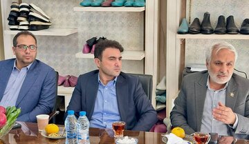 بازدید جعفری آذر از مجموعه کفش ملی / اعلام آمادگی مجلس برای حمایت از طرح‌های تحولی گروه صنعتی ملی