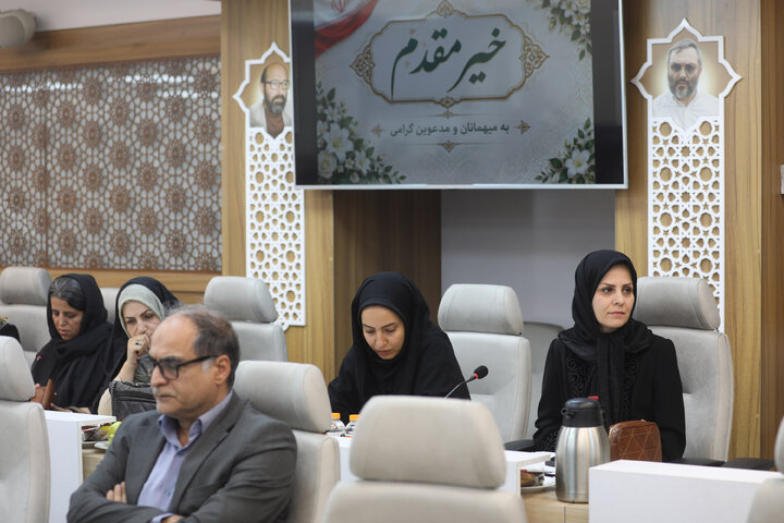 نشست رفع چالش‌ها و موانع کسب‌وکار زنان کارآفرین با حضور زینب قیصری