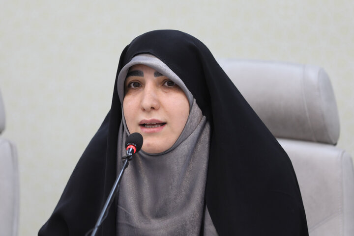 نشست رفع چالش‌ها و موانع کسب‌وکار زنان کارآفرین با حضور زینب قیصری