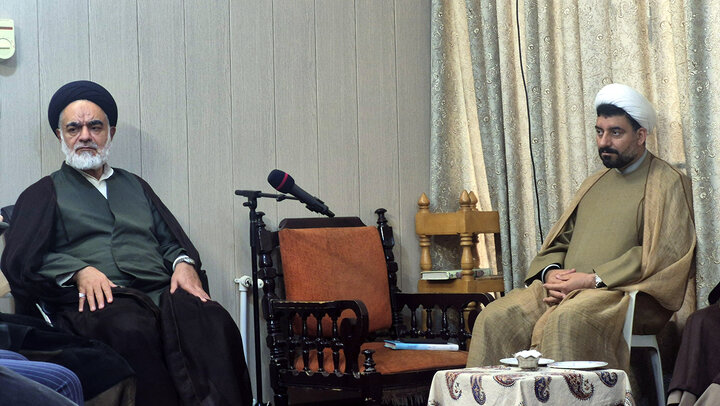 دیدار مشاور رئیس مجلس با آیت‌الله مهدوی