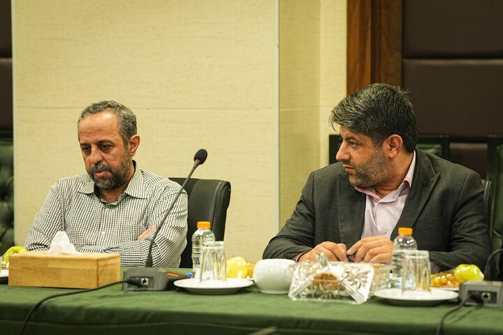 نشست مشترک دکتر قالیباف با جمعی از وزرا و مسئولان ارشد اقتصادی درباره وضعیت اقتصادی و معیشتی مردم