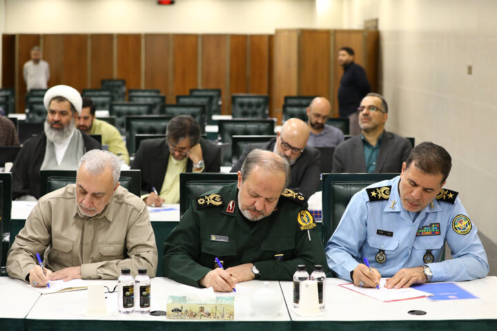 نشست ویژه مجلس برای استماع برنامه‌های وزیر پیشنهادی دفاع و پشتیبانی نیروهای مسلح