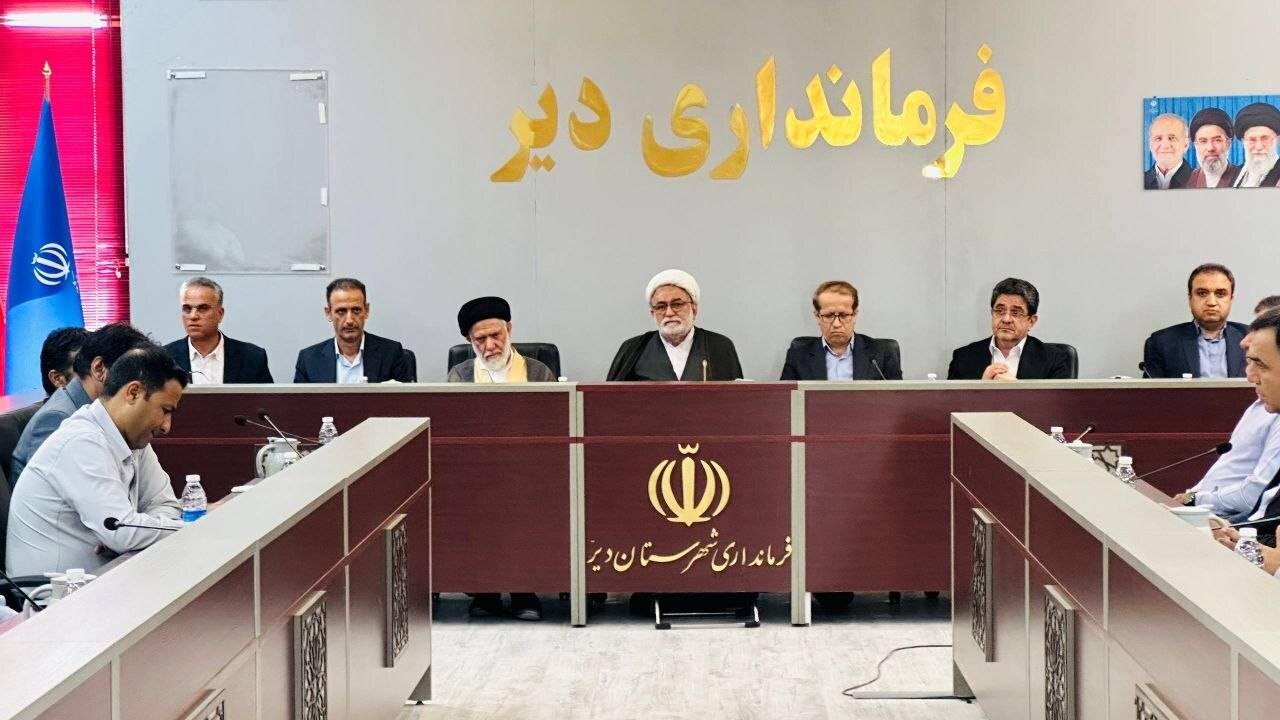 نشست احمدی با روحانیون و طلاب حوزه انتخابیه/بررسی مشکلات ارتباطی دیّر