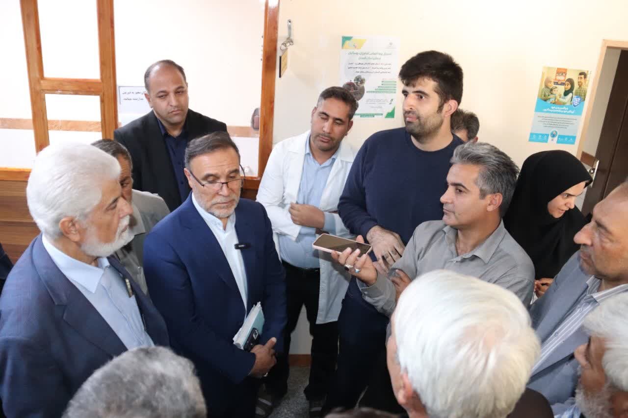 بازدید اعضای کمیسیون بهداشت از مرکز بهداشت ملایر و مرکز خدمات جامع سلامت شبانهروزی سامن