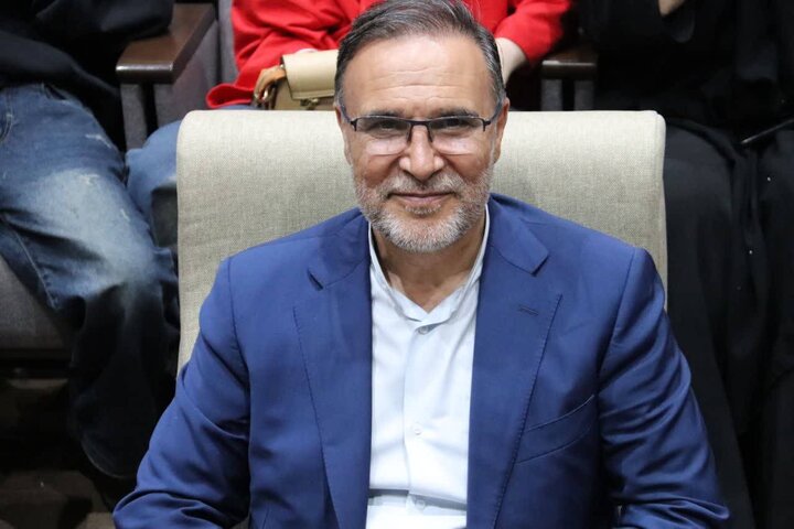 بازدید اعضای کمیسیون بهداشت از مراکز جامع خدمات سلامت و مراکز بهداشتی و درمانی ملایر