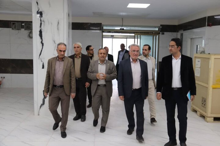 بازدید اعضای کمیسیون بهداشت از مراکز جامع خدمات سلامت و مراکز بهداشتی و درمانی ملایر