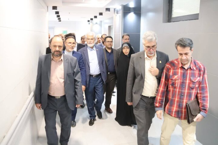 بازدید اعضای کمیسیون بهداشت از مراکز جامع خدمات سلامت و مراکز بهداشتی و درمانی ملایر