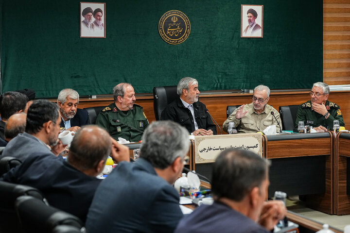 حضور وزیر پیشنهادی دفاع در کمیسیون امنیت ملی و سیاست خارجی مجلس