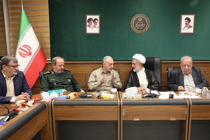 حضور وزیر پیشنهادی دفاع و پشتیبانی نیروهای مسلح در فراکسیون دفاع و اقتدار ملی