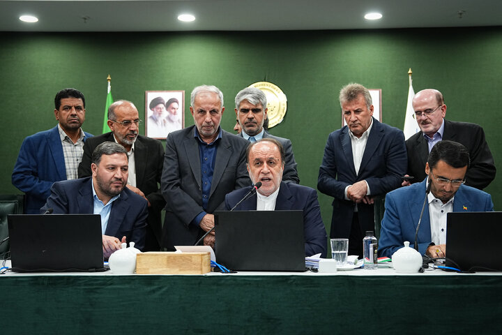 جلسه رأی اعتماد نمایندگان به وزیر پیشنهادی دفاع و پشتیبانی نیروهای مسلح