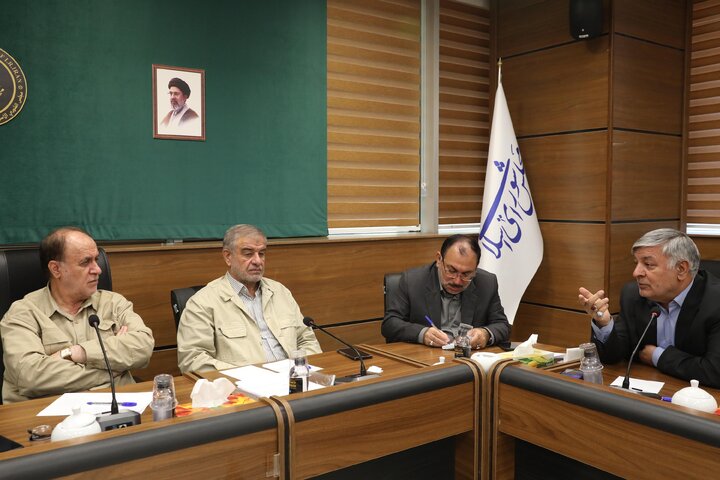 نشست هم اندیشی مجامع استانی با نایب رییس مجلس