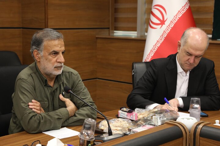 نشست هم اندیشی مجامع استانی با نایب رییس مجلس