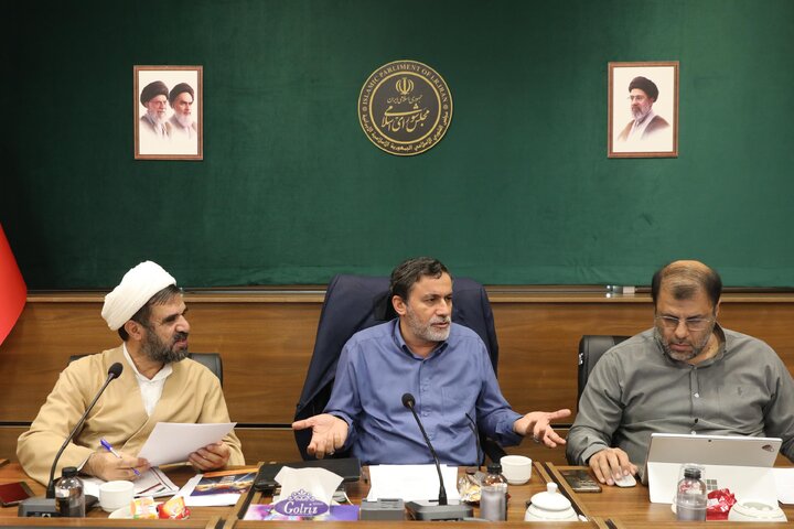 نشست کمیسیون  مشترک  فضای مجازی