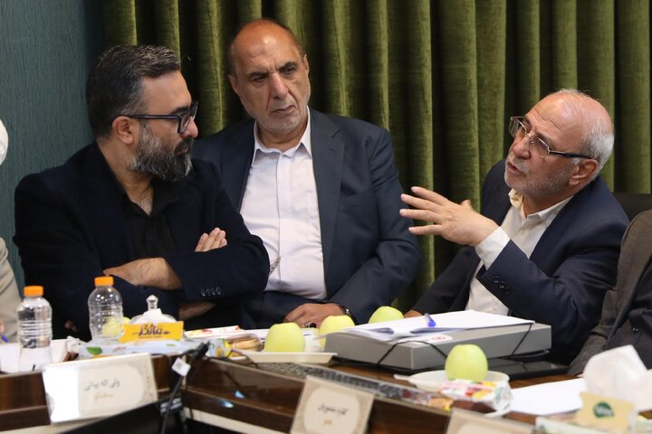 نشست 27 مهر 1405 کمیسیون شوراها با حضور وزیر کشور