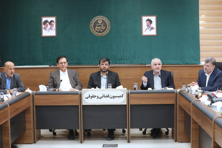 نشست 27مهرماه1405 کمیسیون قضایی