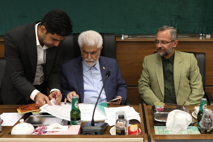 نشست 27مهرماه 1405کمیسیون بهداشت و درمان و اموزش پزشکی مجلس شورای اسلامی
