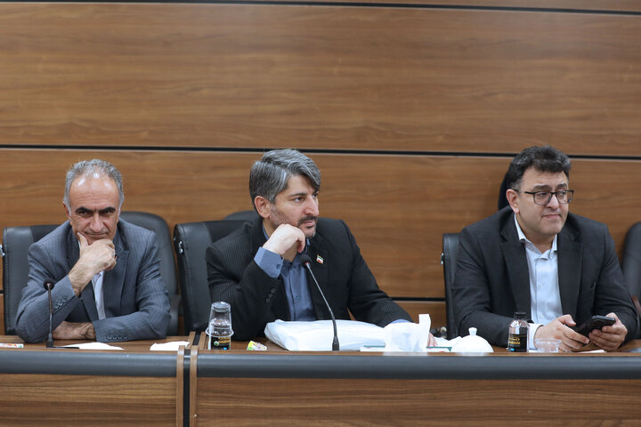 نشست 27مهرماه 1405کمیسیون بهداشت و درمان و اموزش پزشکی مجلس شورای اسلامی