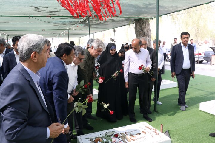 کمیسیون برنامه و بودجه گلزار شهدا میناب