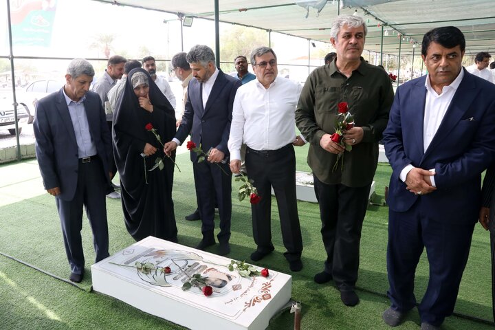 کمیسیون برنامه و بودجه گلزار شهدا میناب