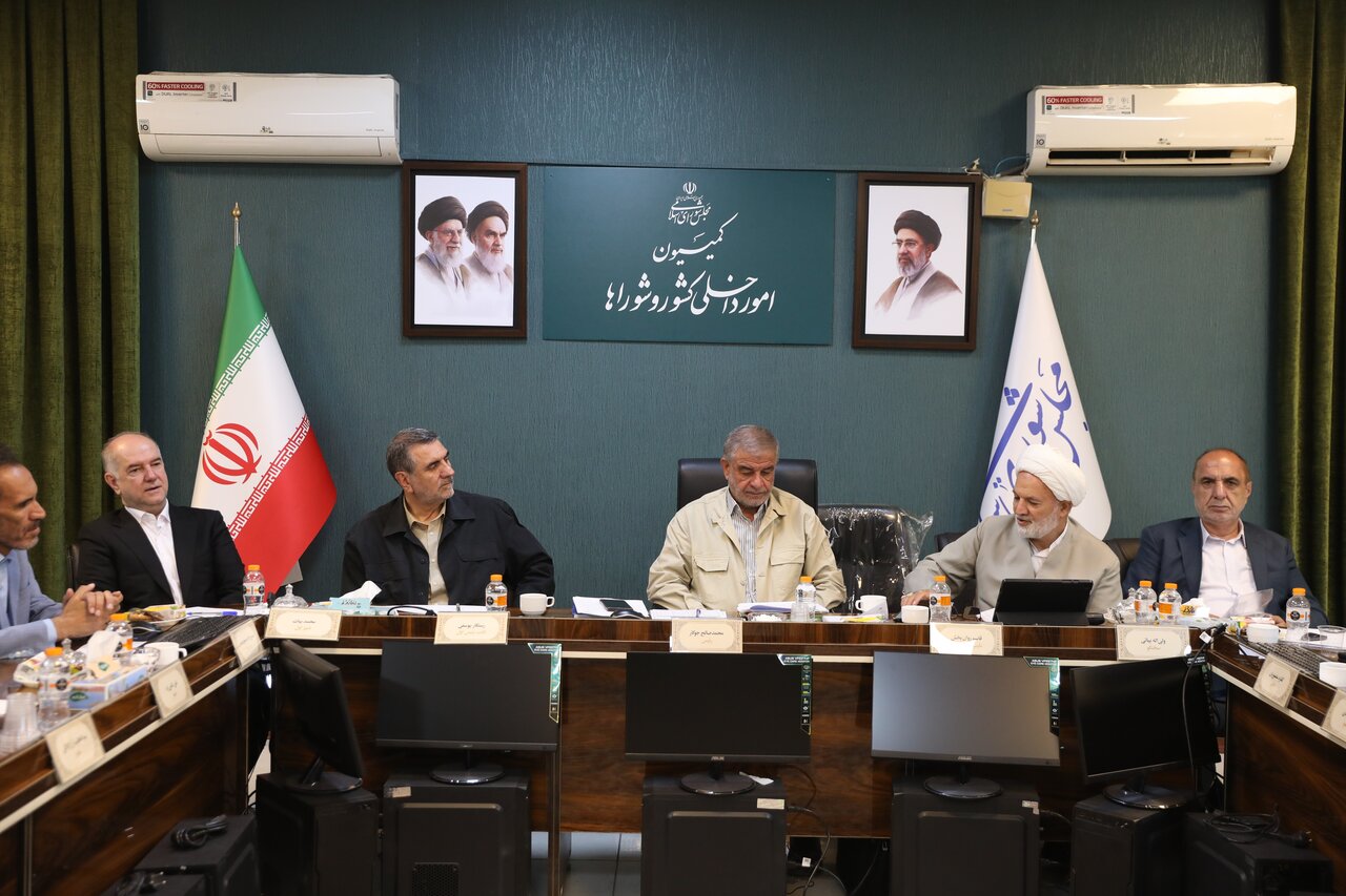 عملکرد مدیریت بحران در دوران جنگ روی میز کمیسیون امور داخلی کشور - خانه ملت