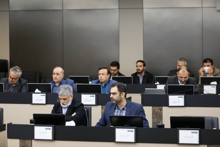 نشست مشترک کمیسیون اصل نود با رئیس و معاونین دیوان محاسبات کشور