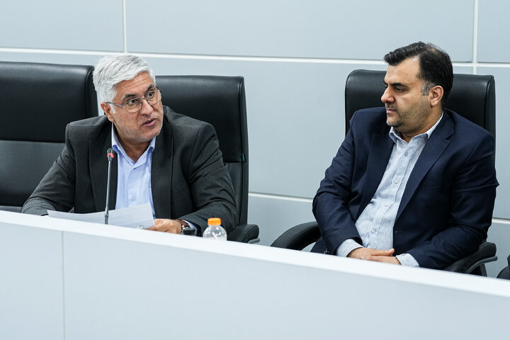 نشست بررسی مسائل حوزه بهداشت، درمان و سلامت با حضور دکتر قالیباف