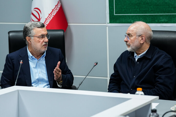 نشست بررسی مسائل حوزه بهداشت، درمان و سلامت با حضور دکتر قالیباف