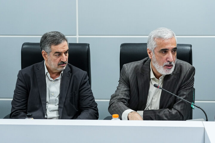 نشست بررسی مسائل حوزه بهداشت، درمان و سلامت با حضور دکتر قالیباف