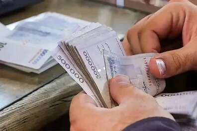 حقوق بازنشسته ها، کارمندان و کارگران از تورم جا مانده است