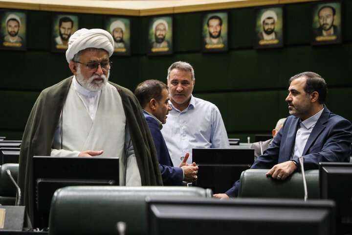 نشست علنی یک‌شنبه ۳ مهر ماه مجلس شورای اسلامی