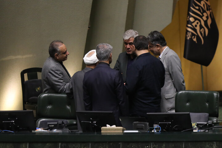 نشست علنی یکشنبه ۳ مهرماه مجلس شورای اسلامی