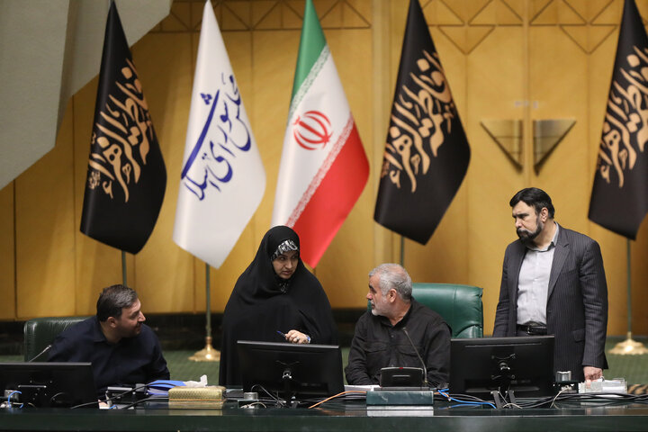 نشست علنی یکشنبه ۳ مهرماه مجلس شورای اسلامی