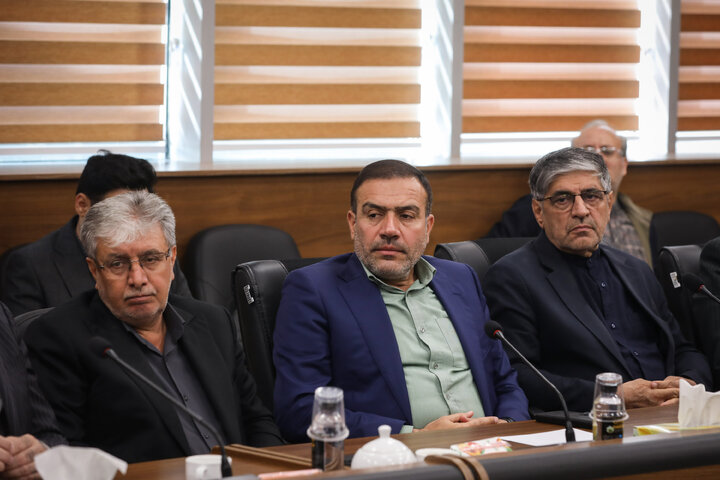 نشست دکتر قالیباف با روسای مجامع 4 آبان