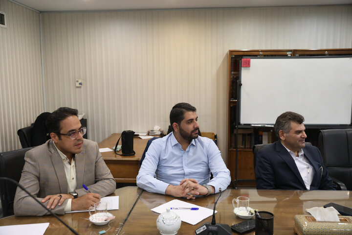 نشست مشترک استاندار همدان با مجمع نمایندگان این استان در مجلس