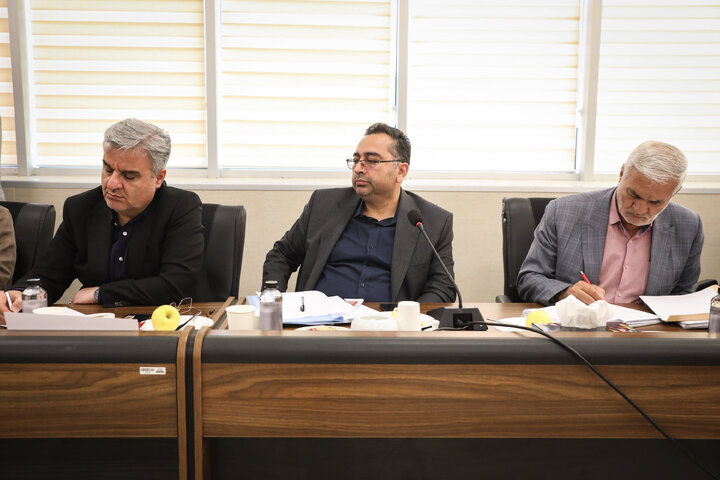نشست کمیسیون فرهنگی با حضور وزیر راه
