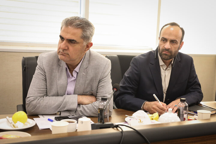 نشست کمیسیون فرهنگی با حضور وزیر راه