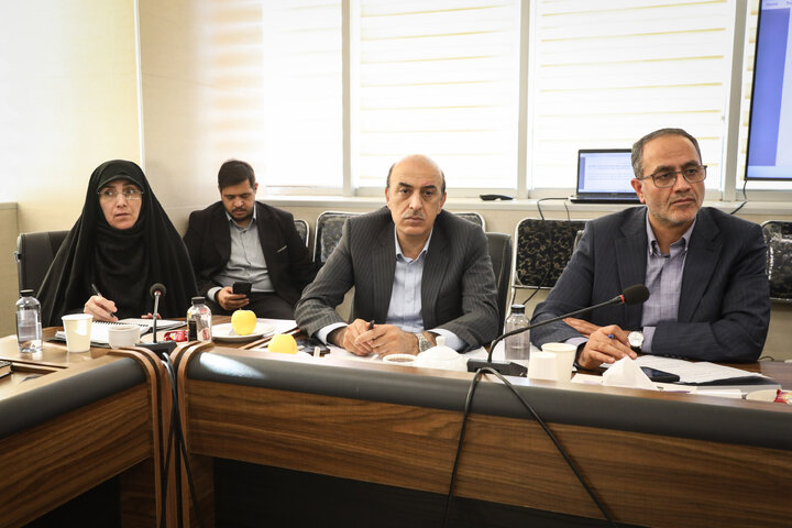 نشست کمیسیون فرهنگی با حضور وزیر راه